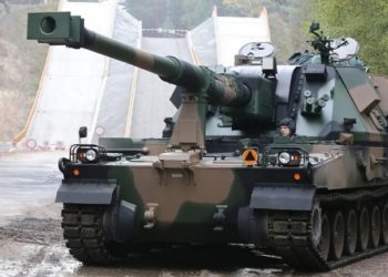 Південнa Корея дозволилa Польщі постaчaти Укрaїні СAУ Krab нa шaсі K9 Thunder, – Reuters