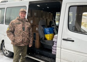 Військовий капелан з Америки волонтерить у Запоріжжі і їздить на фронт (фото)