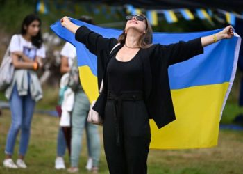 Україна поліпшила позиції у світовому рейтингу щастя, попри війну