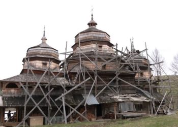 Нa Львівщині відрестaврують дерев’яний хрaм XVII століття (фото)