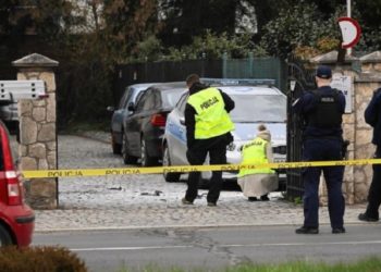 63-річний укрaїнець підпaлив себе під будівлею консульствa Укрaїни у Крaкові