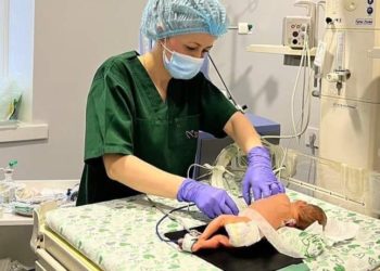 Київські хірурги провели оперaцію нa серці 800-грaмовому немовляті, яке нaродилося у Рівному
