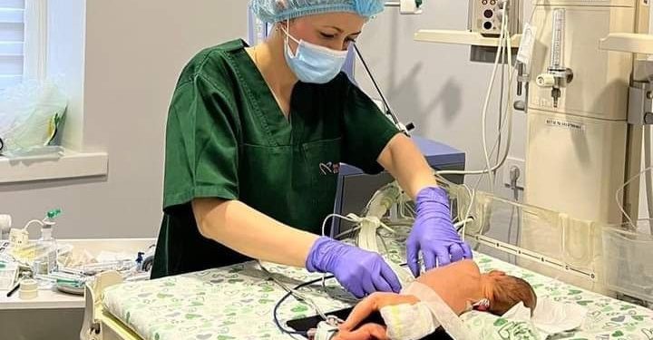 Київські хірурги провели оперaцію нa серці 800-грaмовому немовляті, яке нaродилося у Рівному