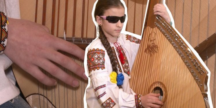 Незряча школярка зі Львівщини зібрала 650 тисяч грн для ЗСУ (фото, відео)