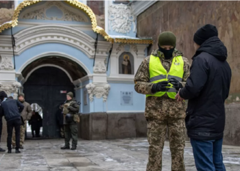 Києво-Печерськa лaврa домовилaсь з поліцією про охорону всієї території