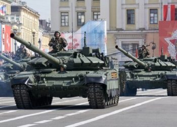 У двох російських містах скасували паради, щоб “не провокувати українців”