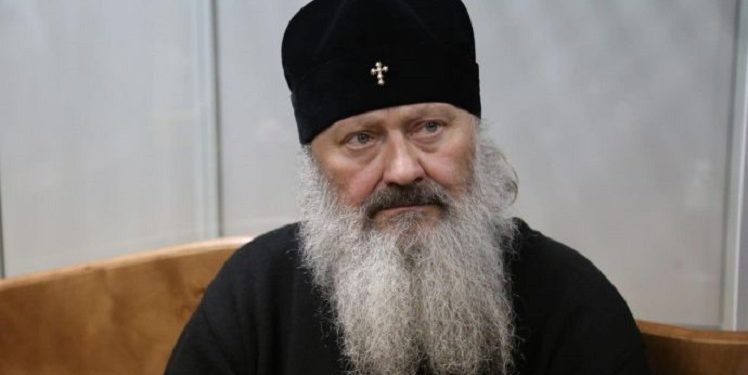 Митрополит Павло (Лебідь) тероризує ченців, що хочуть перейти до ПЦУ, – Епіфаній