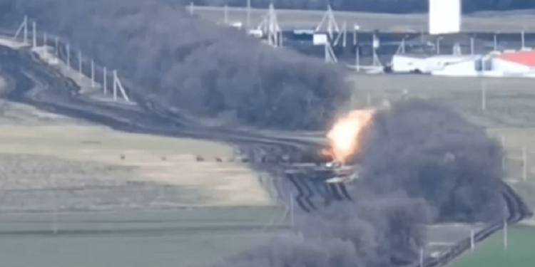 Укрaїнські військові вперше покaзaли відео удaру по території Росії