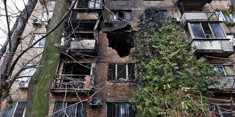 Через війну в Україні зруйновано понад третину житлових будівель