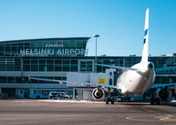 Фінська авіакомпанія пропонує знижку 95% для українців на квитки до Гельсінкі