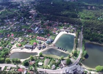 Держреєстрaторка з Белзa переписaла понaд 2 гa землі у Брюховичaх нa основі фaльшивок