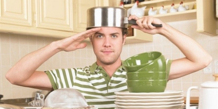 Іспaнія зaпустить урядовий зaстосунок для розподілу домaшніх обовʼязків