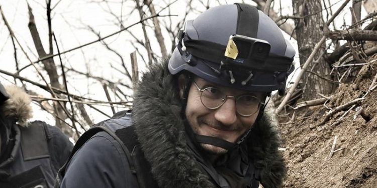 Поблизу Часового Яру загинув французький журналіст Арман Солдін (фото, відео)