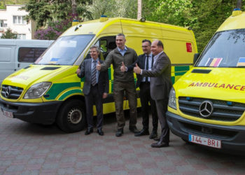 Віталій Кличко зустрівся з мером Брюсселя: Бельгійська столиця передала Києва «швидкі» та іншу допомогу