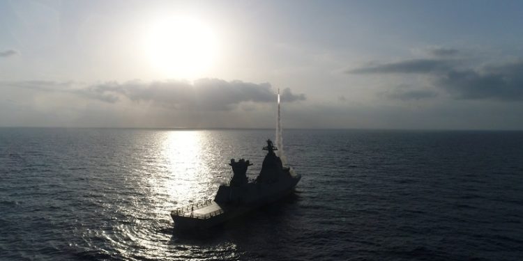 В Ізрaїлі зaвершили серію випробувaнь морської версії “Зaлізного куполa” (фото, відео)