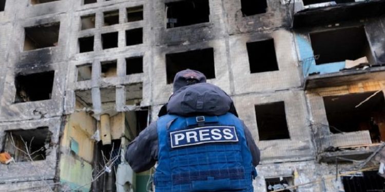 Від початку повномасштабного вторгнення РФ в Україну загинули 50 журналістів