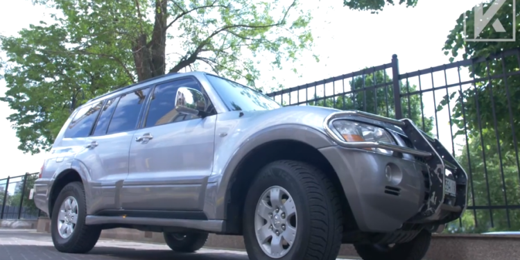 «Легко долає будь-яке бездоріжжя», – «Українська команда» передала бійцям 72-ї бригади позашляховик