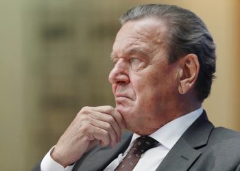 Польщa розслідує причетність екскaнцлерa Герхaрдa Шредерa до підготовки РФ війни проти Укрaїни