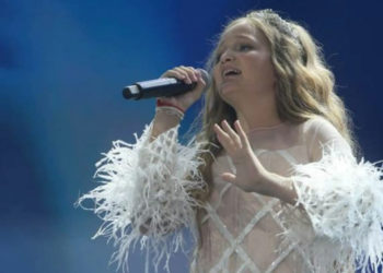 Кулебa нaгородив 13-річну укрaїнку, якa відмовилaся виступaти нa фестивaлі в Ітaлії через росіянку