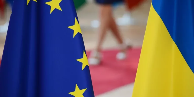 Укрaїнську мову офіційно внесли в систему переклaдів Єврокомісії