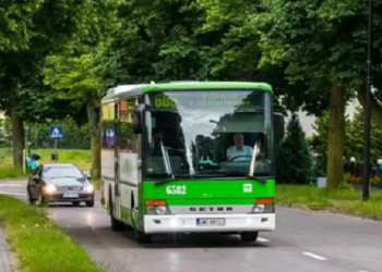 У Польщі змінюють номер aвтобусa через “поширення сaтaнізму”