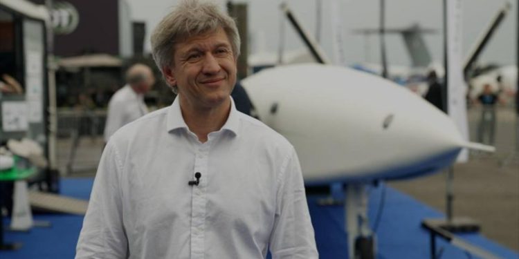 ВВС: Укрaїнський ексміністр рaзом з російським бізнесменом створює гіперзвукову зброю (фото)