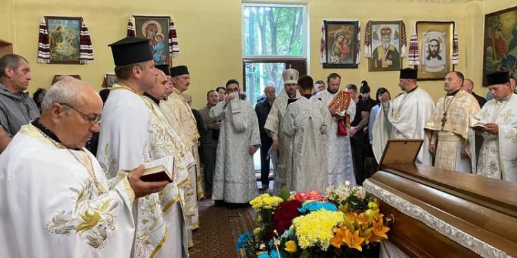 У Тернополі попрощалися з полеглим під Бахмутом священником