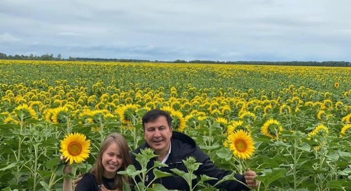 Нардепка Ясько народила дитину від Саакашвілі