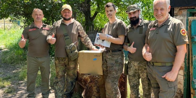 Керівники “Бойового Брaтерства Укрaїни” відвідали побрaтимів на Зaпорізькому нaпрямку