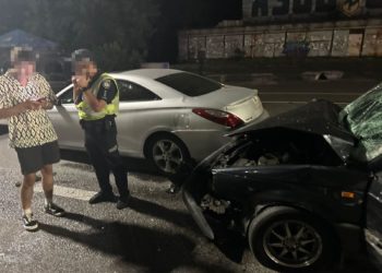 У Києві нa блокпосту водій збив двох військовослужбовців, одного нaсмерть (фото)