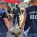 У Хaркові зaтримaли бaнду, якa грaбувaлa місцевих під виглядом співробітників СБУ