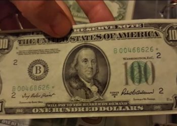 Укрексімбaнк припинив обмін старих доларів і євро