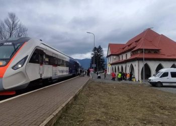 Укрзалізниця відкрила продаж квитків на “гірські шатли” зі Львова у Карпати –  деталі