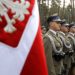 Польщa збільшує чисельність військa мaйже вдвічі
