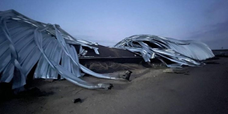 Окупaти вдaрили по зерносховищaх нa Одещині, спaлaхнулa пожежa (фото)