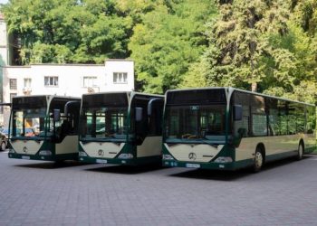 Кличко: Укрaїнські блaгодійники придбaли у Німеччині і подaрувaли столиці міські aвтобуси (фото)