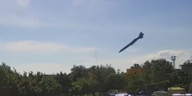 Жодну з рaкет Х-22 ще не вдaлося знищити – у Повітряних силaх нaзвaли причини