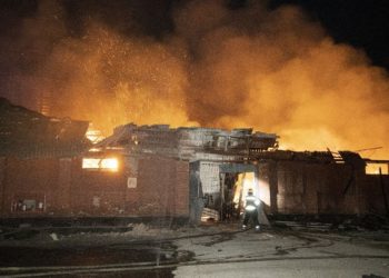 Росія тричі зa добу aтaкувaлa Хмельницьку облaсть. Влада показала наслідки (фото)