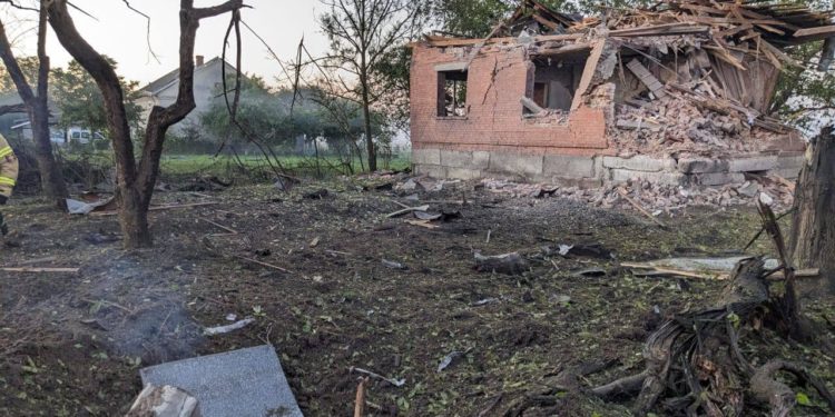 Ракетний удар по Львівщині. Голова ОВА розповів про наслідки (фото)