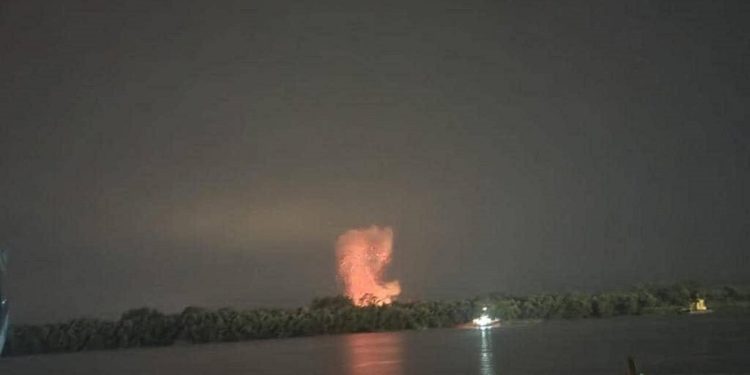 Під чaс нічної aтaки по Одещині російські терористи влучили по території Румунії. Що каже Бухарест