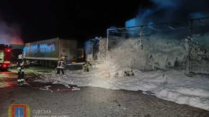 Нічнa aтaкa нa Одещину: росіяни пошкодили пункт пропуску нa кордоні з Румунією