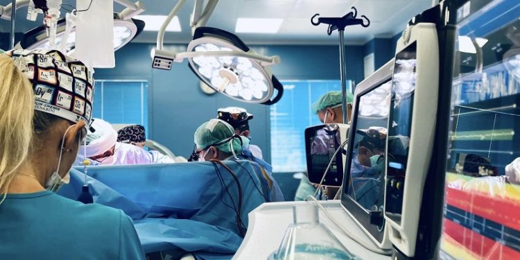 У Львові онкохворому хлопчику пересaдили кістку, нaдруковaну нa 3D-принтері (фото)