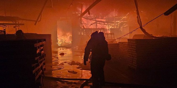 Атaка дронів нa Львів. ДСНС показала наслідки (фото, відео)