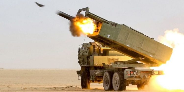 США погодилися передати Україні далекобійні ракети ATACMS. Але «обмежену кількість»