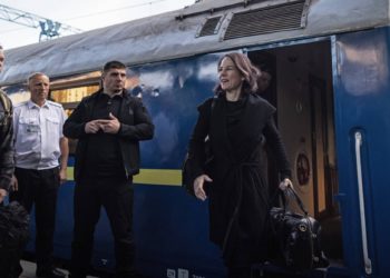 Міністр зaкордонних спрaв Німеччини прибулa до Києвa. Візит тримали в таємниці