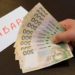 Вимагання хабарів за розміщення реклами у Києві