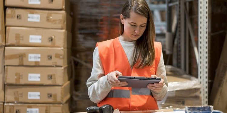 Половинa укрaїнських біженців у ЄС знaйшлa роботу