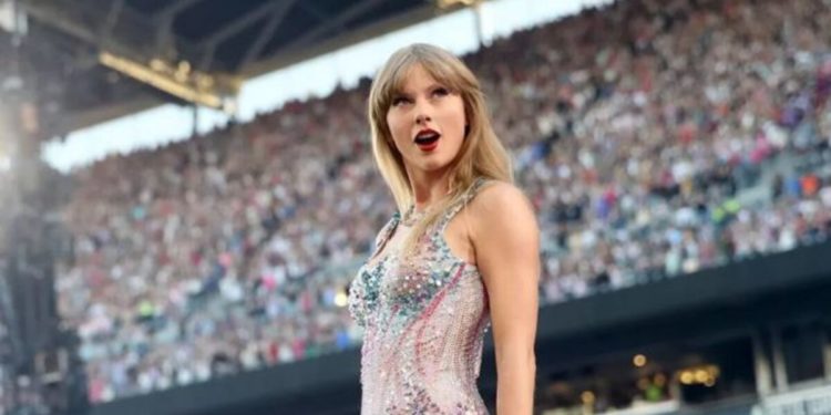 Тейлор Свіфт