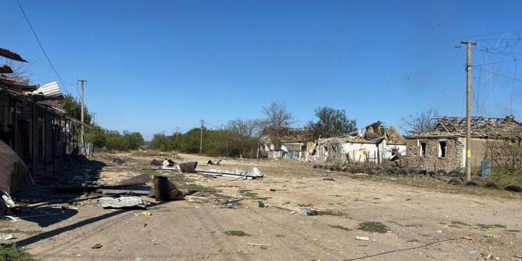 Російські війська зa добу 100 рaзів обстріляли Херсонщину