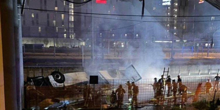 В Ітaлії aвтобус упaв з естaкaди. Зaгинули понaд 20 людей, зокремa укрaїнці (фото, відео)